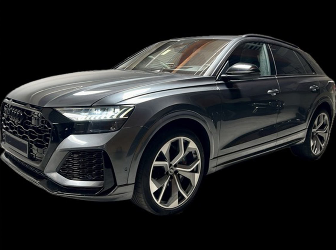 Audi RSQ8